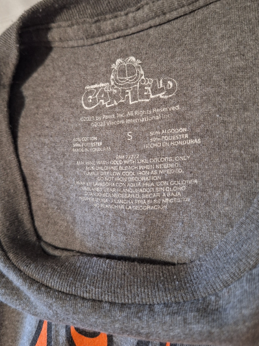 Garfield 'Heartbreaker' Graphic Tee - Gray - Picture 2 of 4